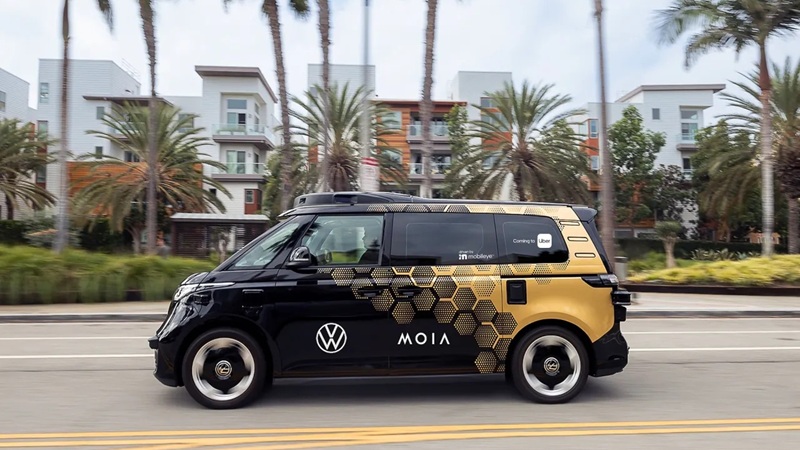 Şehrin Direksiyonu Algoritmalarda:Volkswagen ve Uber’den Otonom Hamle