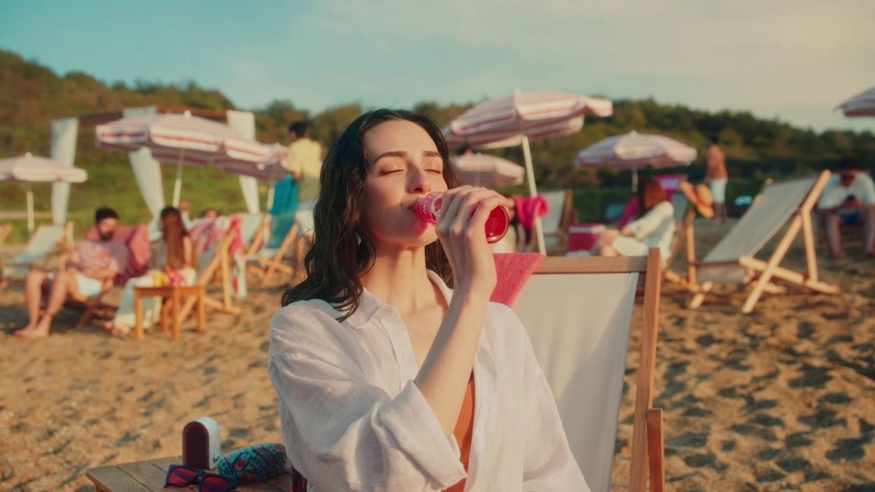 Ferahlığın Yeni Dili: AVOYA Blend Yazın Ruhunu Nasıl Yakalıyor?